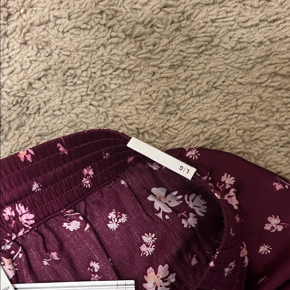 NWT PINK Victoria's Secret Floral Skort with built in shorts- Burgundy and White - Picture 4 of 7